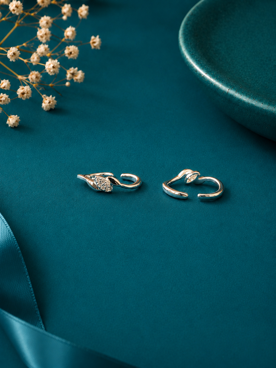 Feather Wrap Adjustable Toe Ring