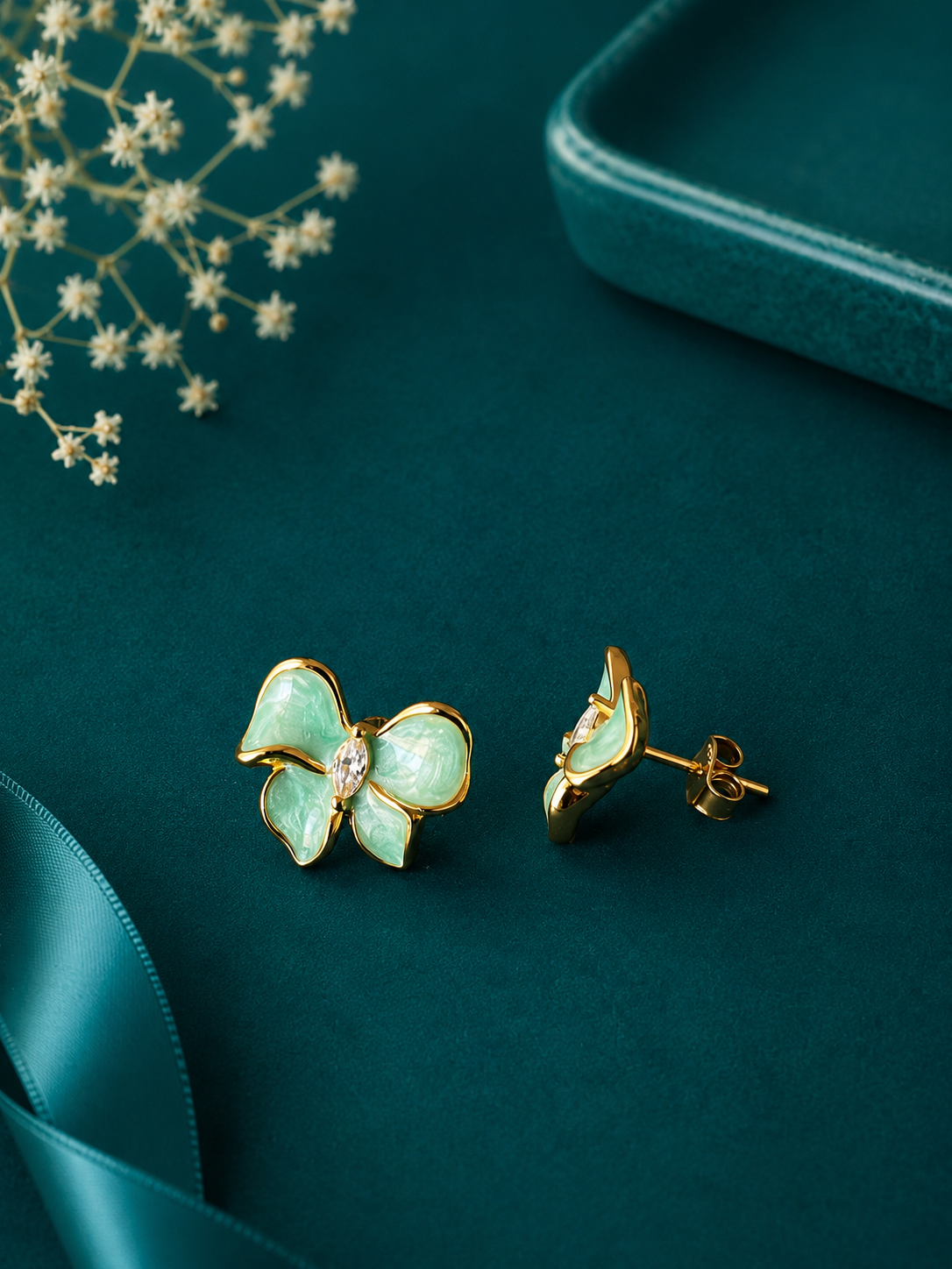 Mint Petal Gold Stud Earrings